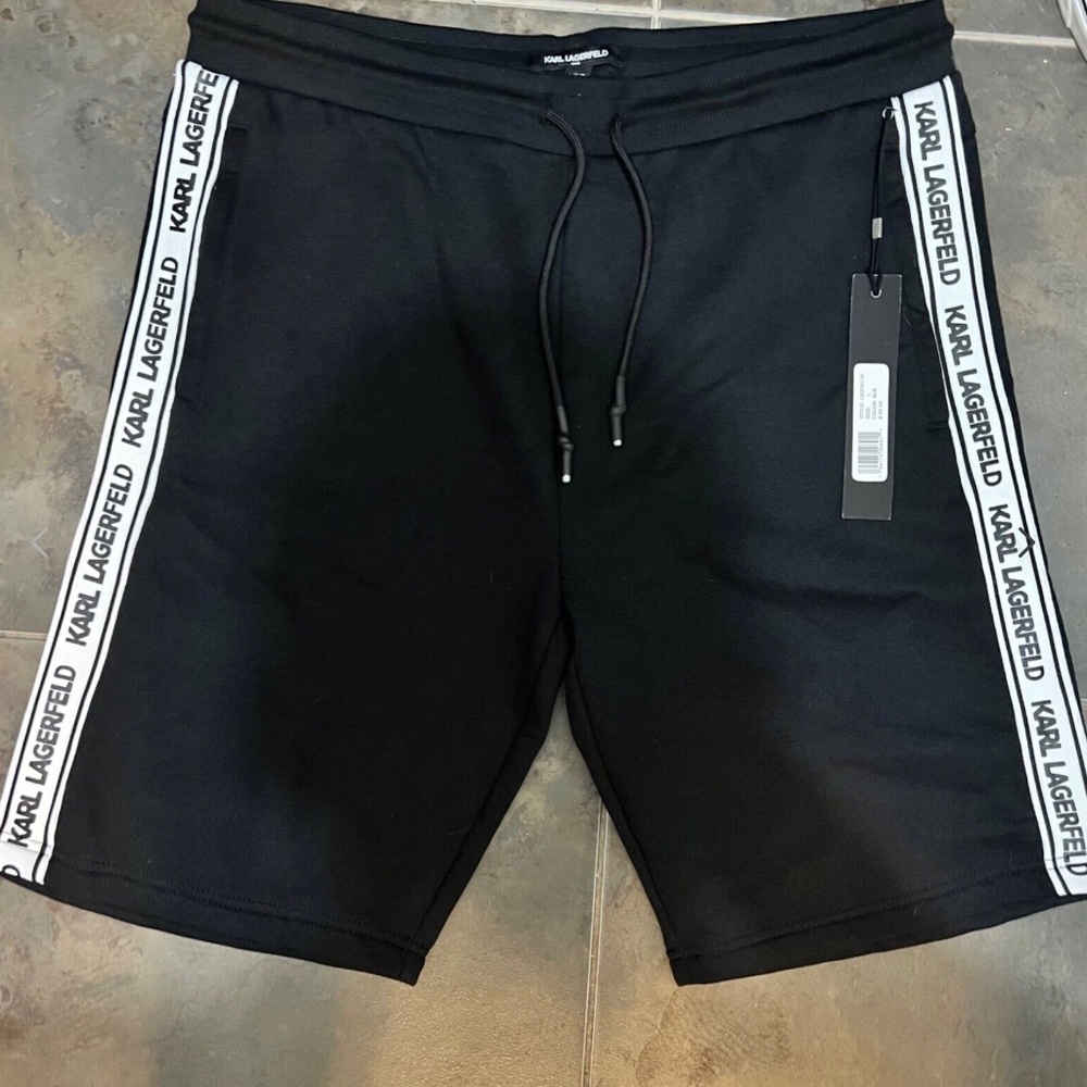 Karl Lagerfeld Men’s Sweat Shorts Large black NWT